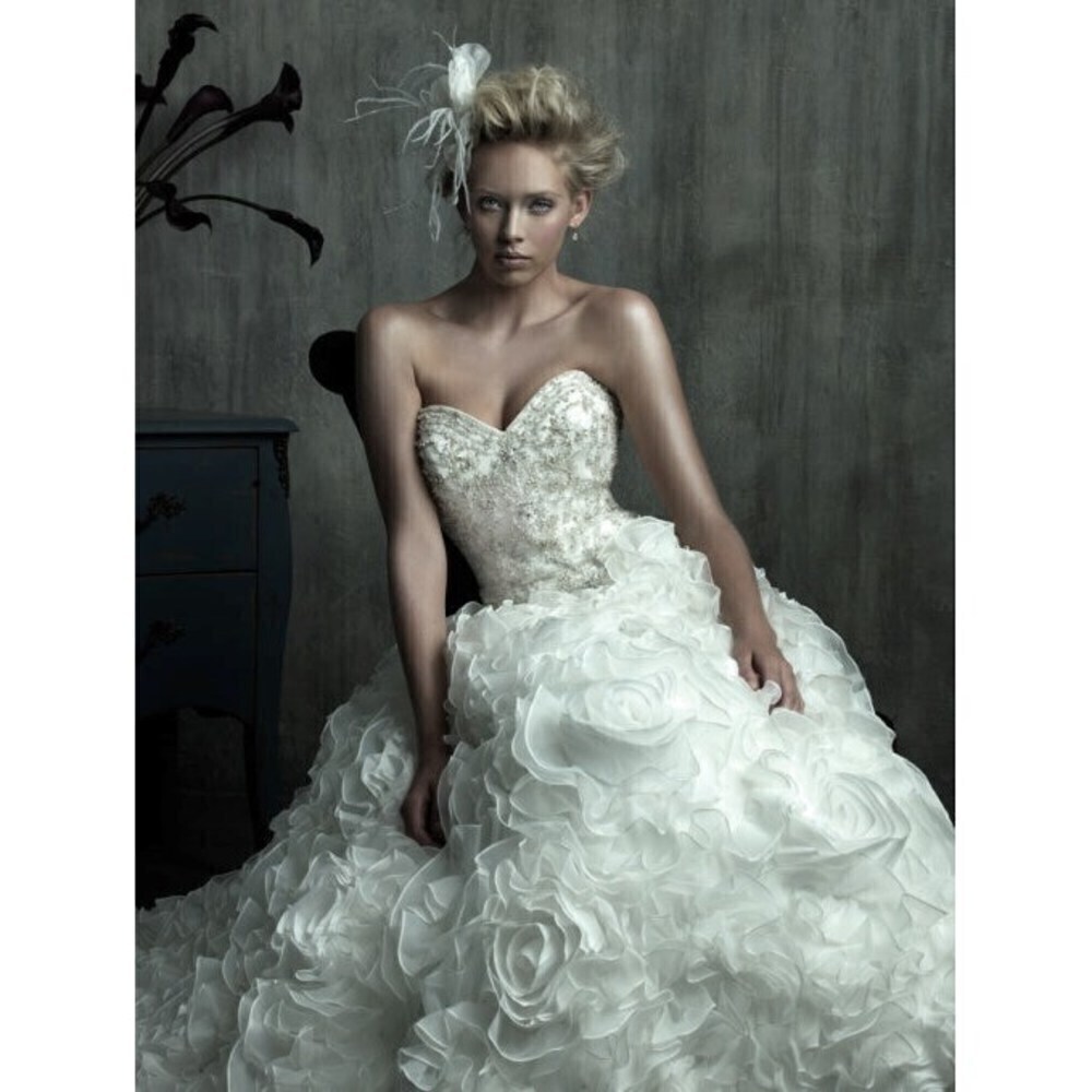 Allure Bridals Wedding Gown C176